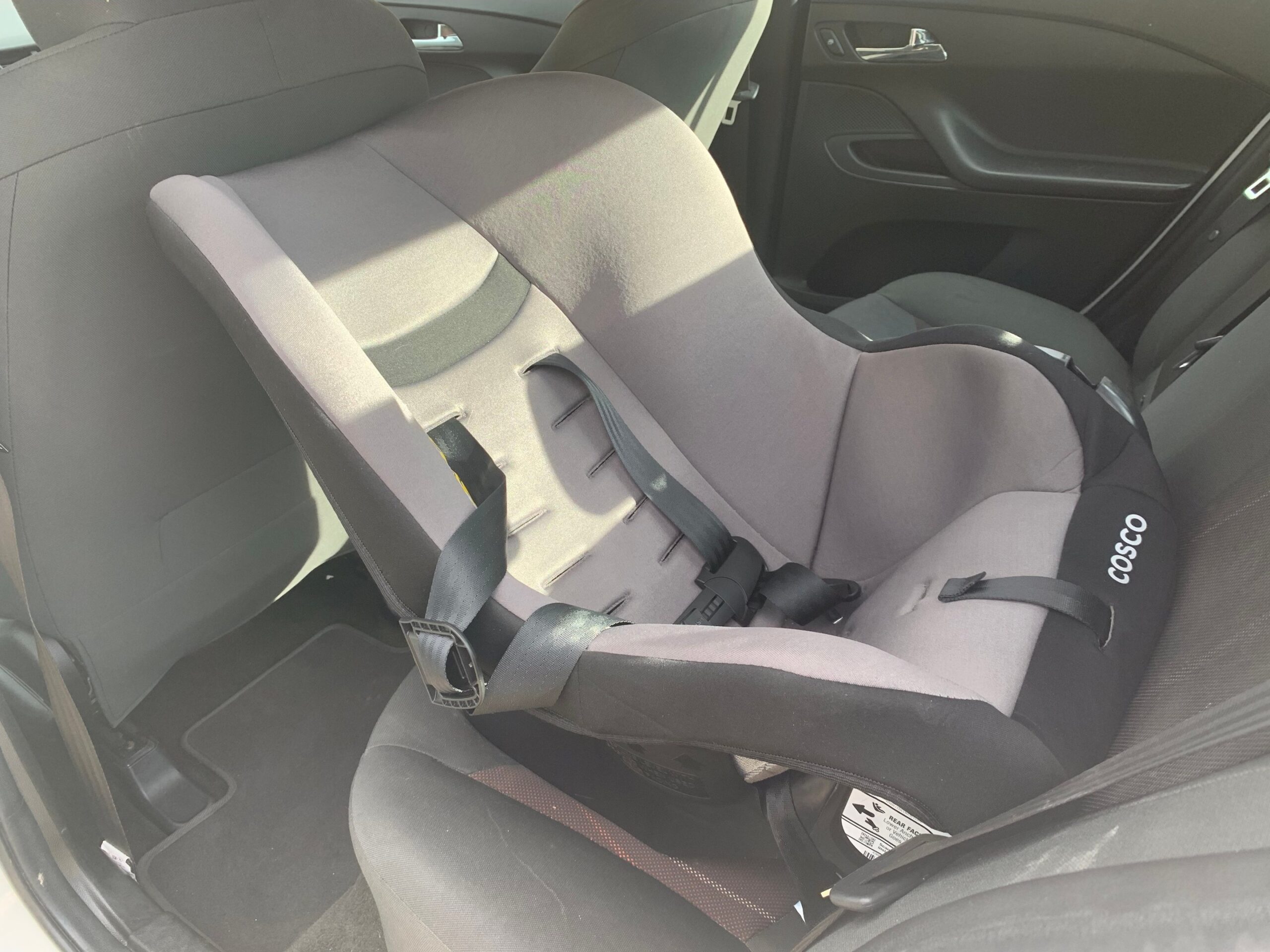 lightweight rear facing carseat