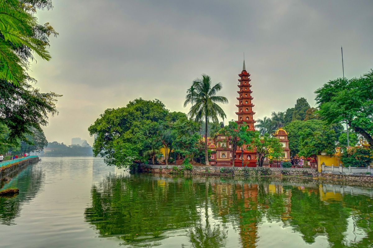 Buddhist Pagoda Oldest Pagoda In Hanoi