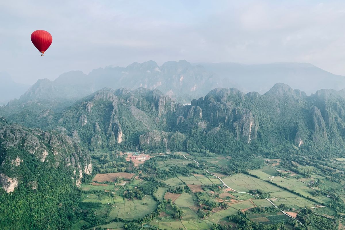 Hot Air Balloon Vang Vieng Ride with Kids: Everything You Need to Know